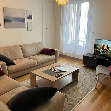 Appartement Spacieux En Centre Ville 旺多姆 外观 照片