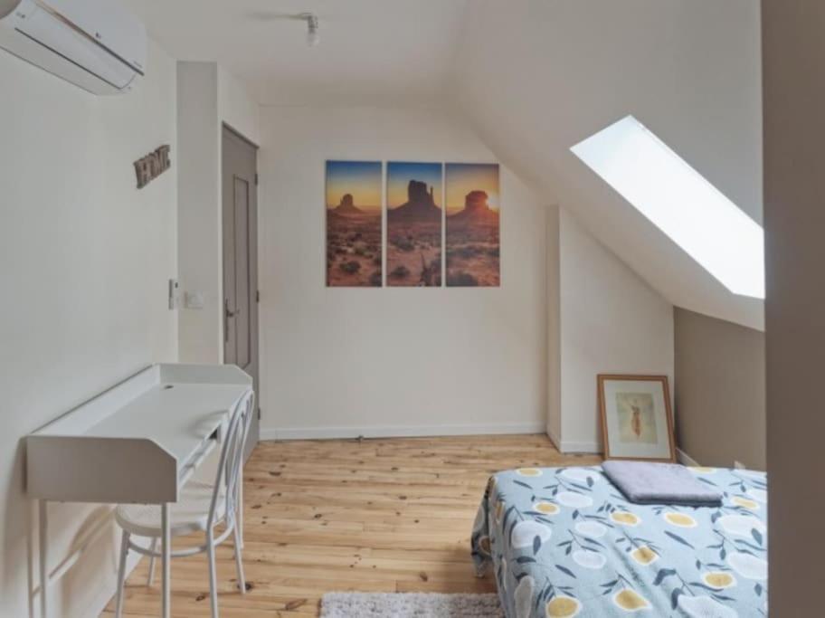 Appartement Spacieux En Centre Ville 旺多姆 外观 照片