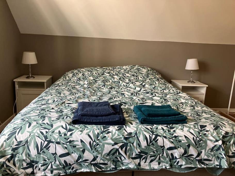 Appartement Spacieux En Centre Ville 旺多姆 外观 照片